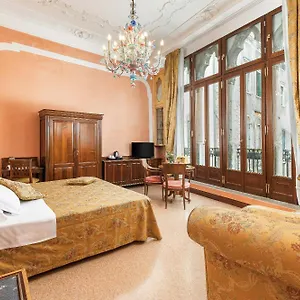 *** Hotel San Moisè Italië